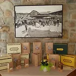 Vinnaeria La מלון Capriva del Friuli