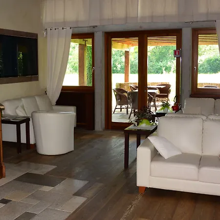 Vinnaeria La Hotel