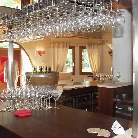 Vinnaeria La Baita Hotel